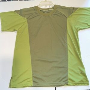 COPY - Patagonia short sleeve men’s Medium green color block wicking hiking top